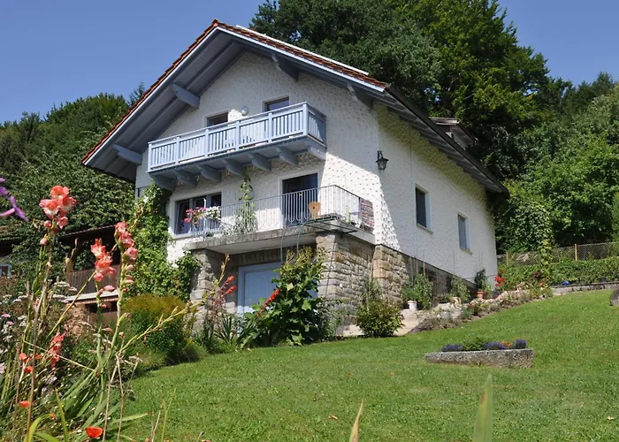 Ferienwohnung Regentalblick